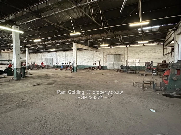 Warehouse/Offices In Donnington