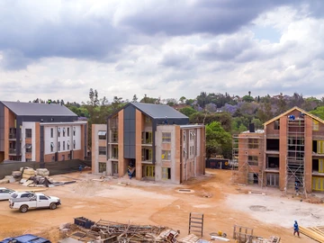 3 Bedroom Flat & Apartment