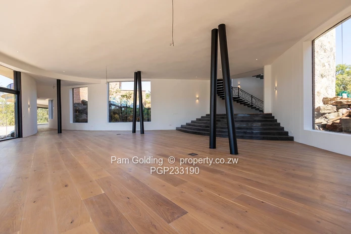 Masterpiece In Umwinsidale On 14 Acres