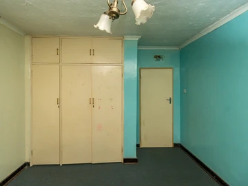 4 Bedroom Garden Flat