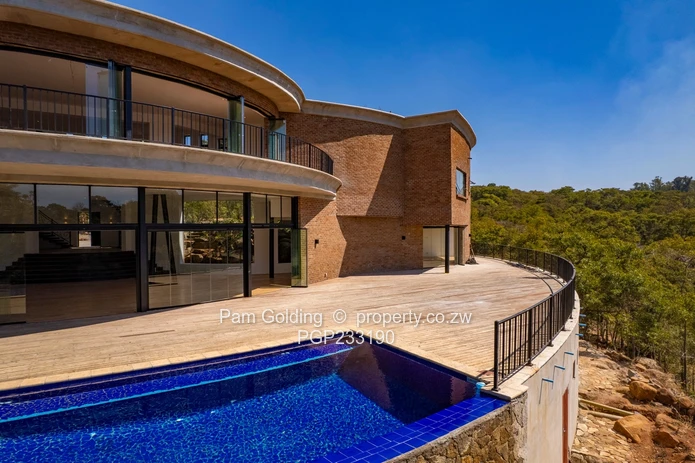 Masterpiece In Umwinsidale On 14 Acres