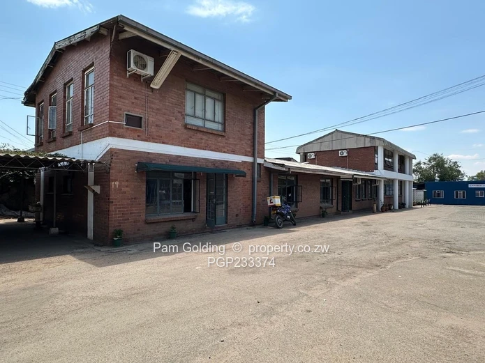 Warehouse/Offices In Donnington