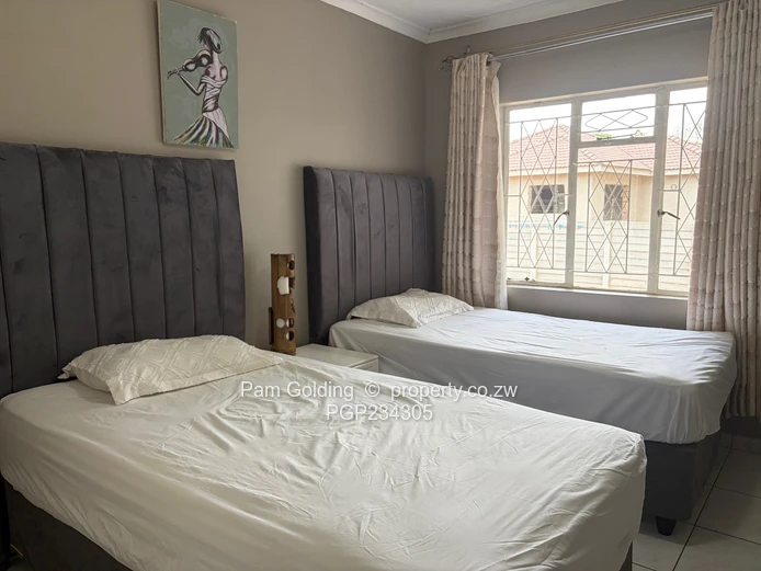 Cosy 3 Bedroom home - Greendale 