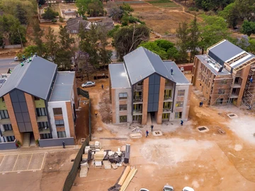 3 Bedroom Flat & Apartment