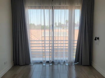 2 Bedroom Flat & Apartment