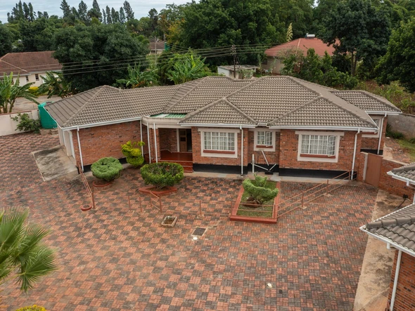 3-Bed Townhouse in Greendale North, Harare, with Borehole(vacant)