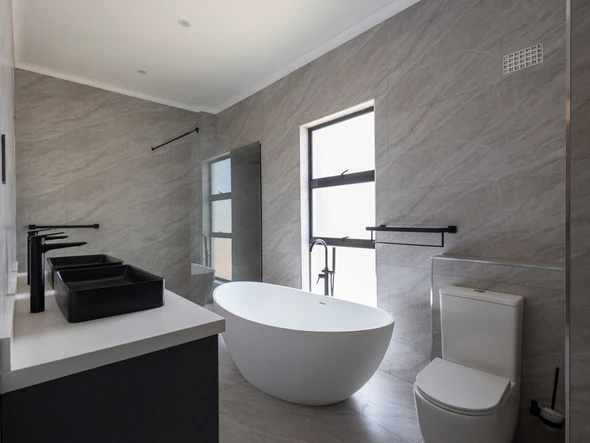 3 Unit Townhouse Complex