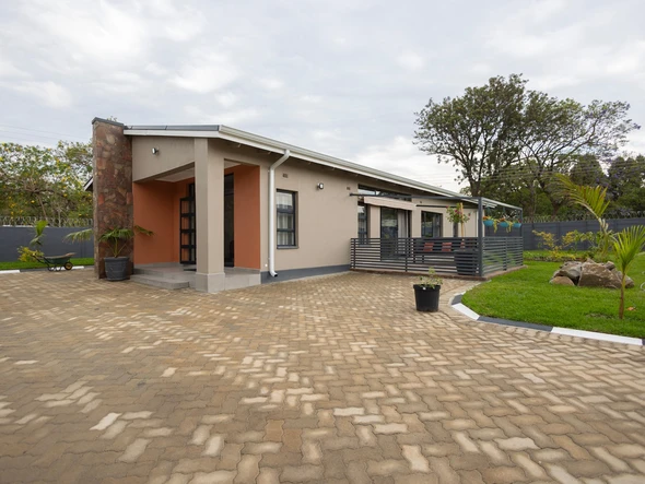 Townhouse/Complex/Cluster For Sale in Athlone - Ready to Move In!