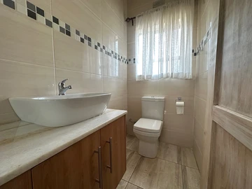 3 Bedroom Garden Flat