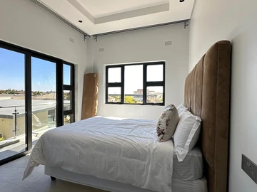 3 Bedroom Garden Flat