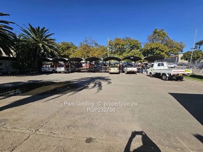 Excellent Commercial Investment!