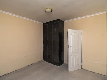 3 Bedroom Garden Flat