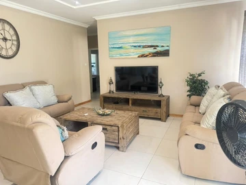 3 Unit Townhouse Complex