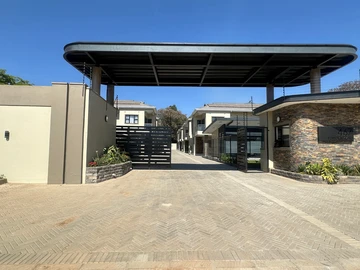 3 Bedroom Garden Flat