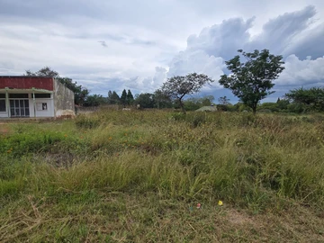 Commercial & Industrial Land