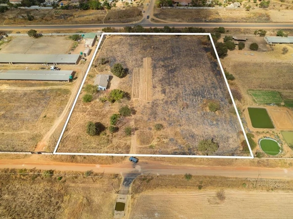 Farm & Agricultural Land