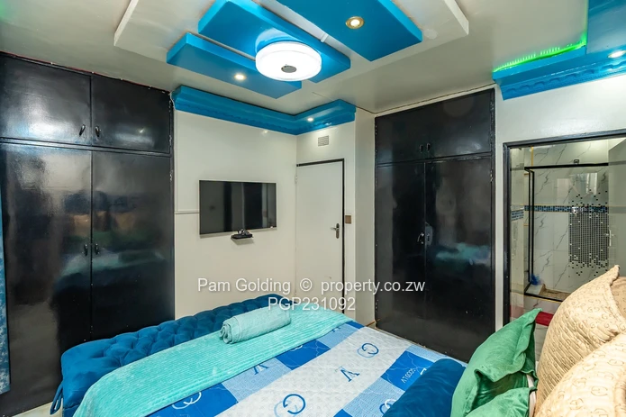 Flat/Apartment For Sale in Avenues