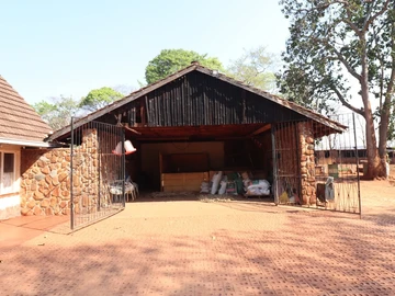 Farm & Agricultural Land