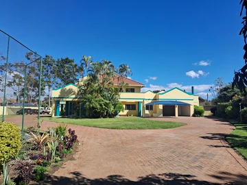 Prestigious Family Residence Mount Pleasant