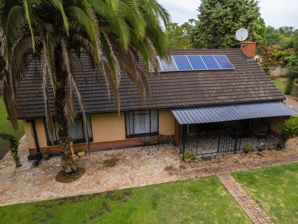 3 bedroom corner property for sale