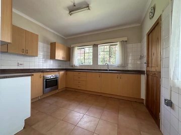 2 Bedroom Garden Flat