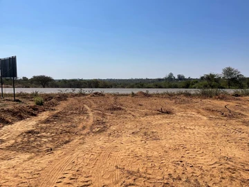 Farm & Agricultural Land