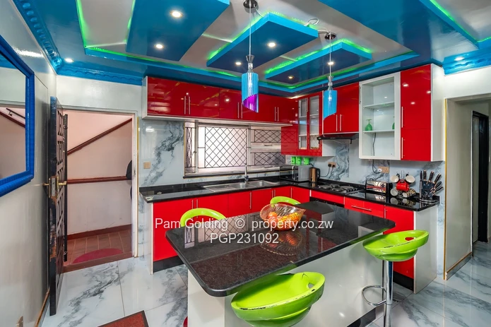 Flat/Apartment For Sale in Avenues