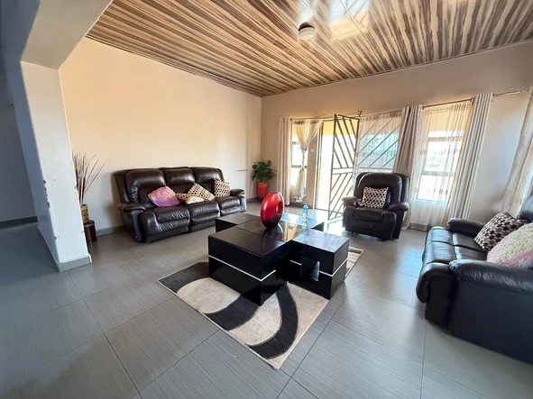 Farm & Agricultural Land