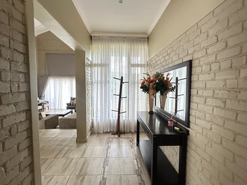 3 Bedroom Garden Flat