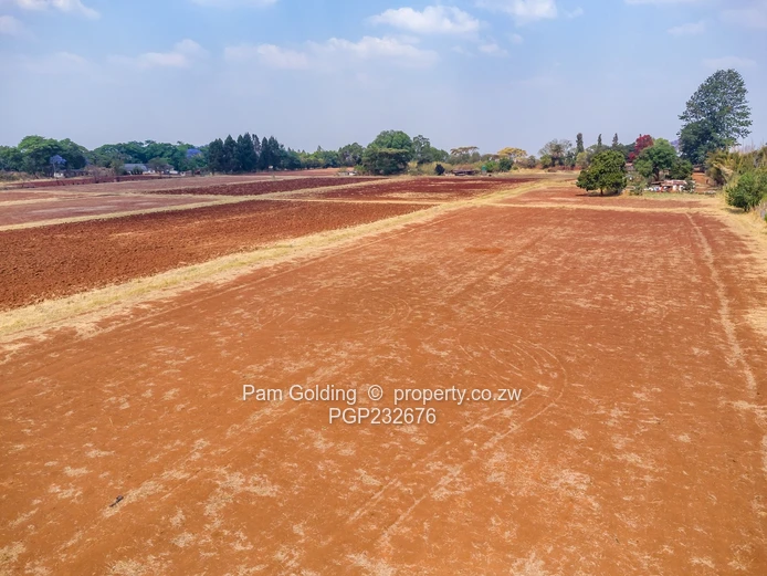 9.5Hactres Along Domboshava Road (Sole Mandate)