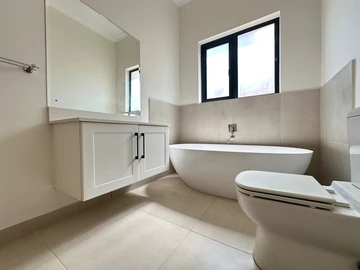 3 Bedroom Garden Flat