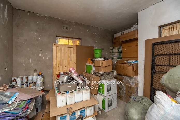 Cape Dutch Stye Lockable 3 Bed Shell Unit