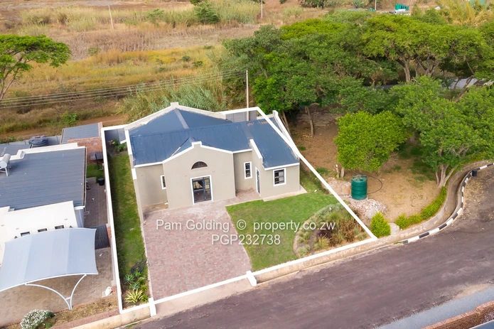 Cape Dutch Stye Lockable 3 Bed Shell Unit