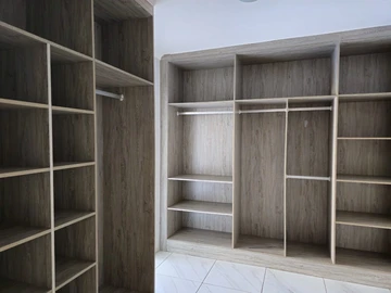 3 Bedroom Flat & Apartment