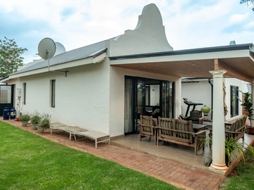 3 Bedroom Townhouse Complex