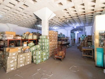 Warehouse & Factory
