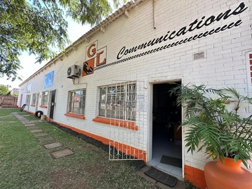 Versatile Commercial Premises
