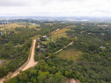 Renovation Opportunity: Prime Agro-Residential Property Near Harare