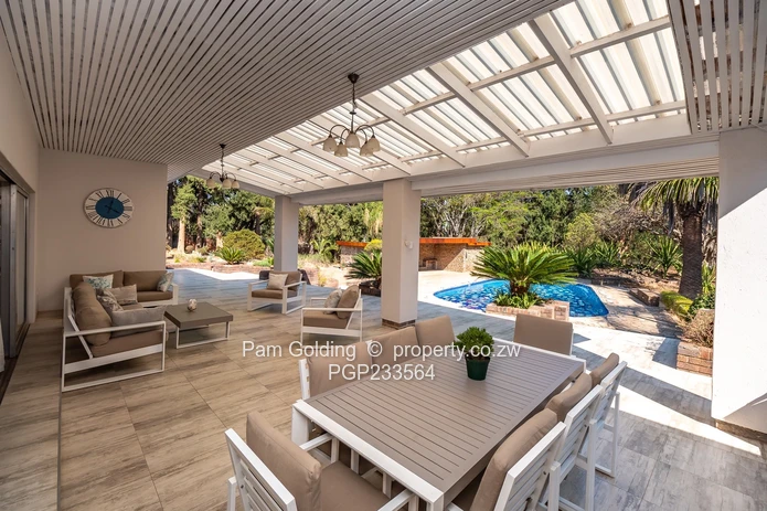 Beautiful Home On The Prestigious Coombe Rd.