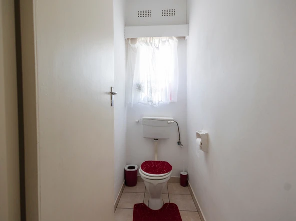 2 Bedroom Garden Flat