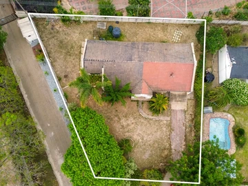 4 Bedroom Garden Flat