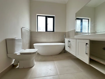 3 Bedroom Garden Flat