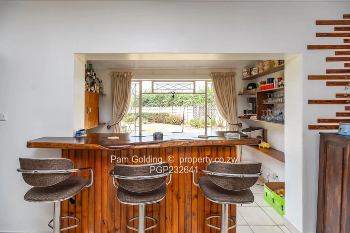 3 properties, each on an acre in Prospect