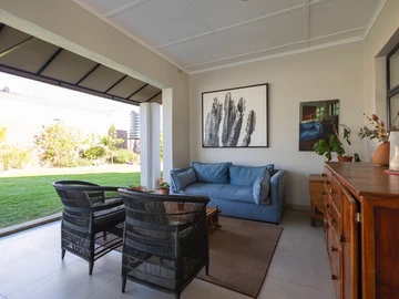 3 Bedroom Flat & Apartment