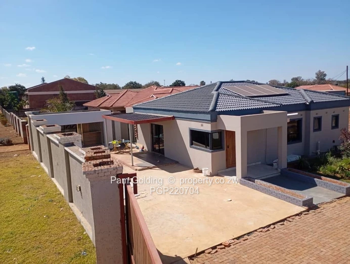 Modern Comfort, Outdoor Bliss & Prime Convenience