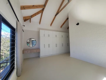 3 Unit Townhouse Complex