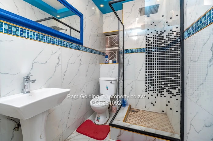 Flat/Apartment For Sale in Avenues