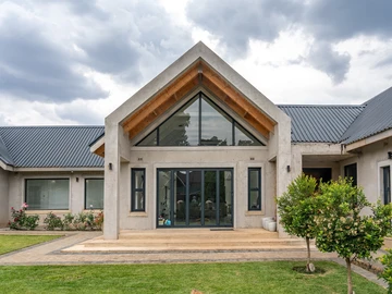 4 Bedroom Townhouse Complex