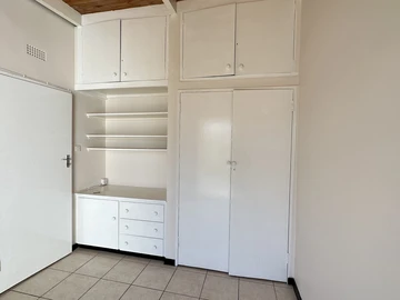 2 Bedroom Garden Flat