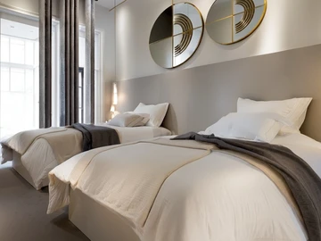 7 Unit Townhouse Complex